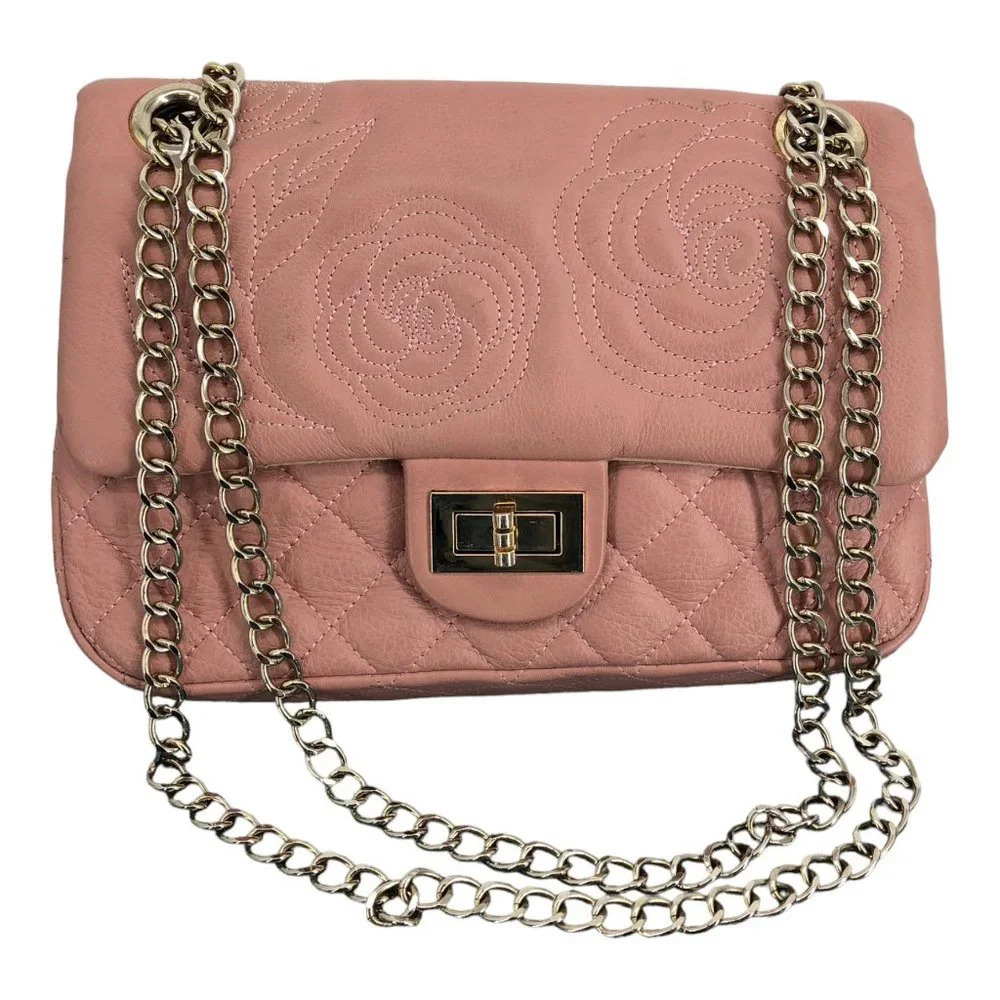 Baby pink quilted purse with chain strap and gold-toned hardware - Picture 15 of 15